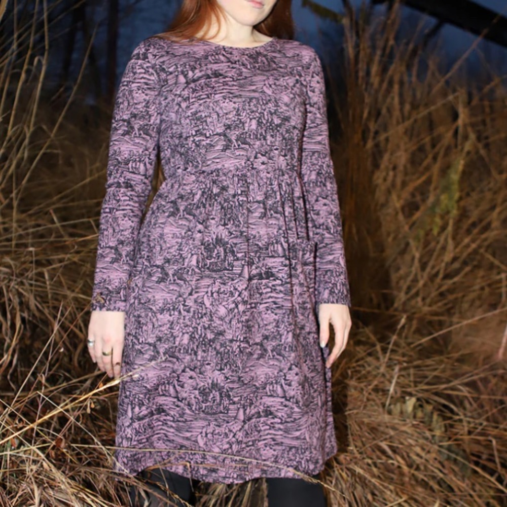 Longsleeved Lilac Witch Dress by Pretty Snake sz XL